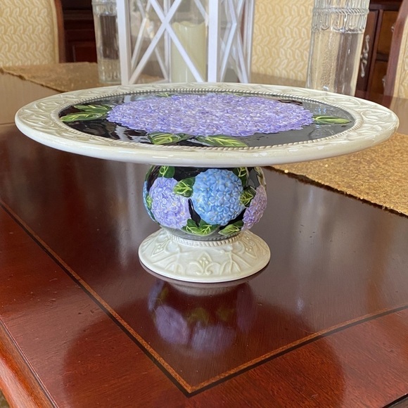 MWW Market 3D Hydrangeas Ceramic Pedestal Dessert Dish-Black Ivory Blue Purple - Picture 3 of 11